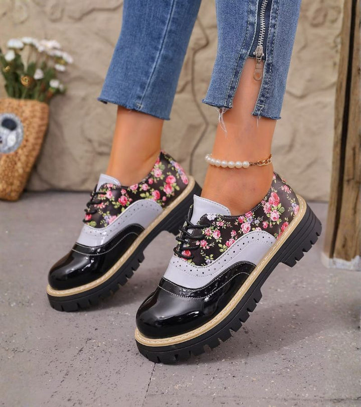 Bianca | Blumige Schuhe mit Fußbett