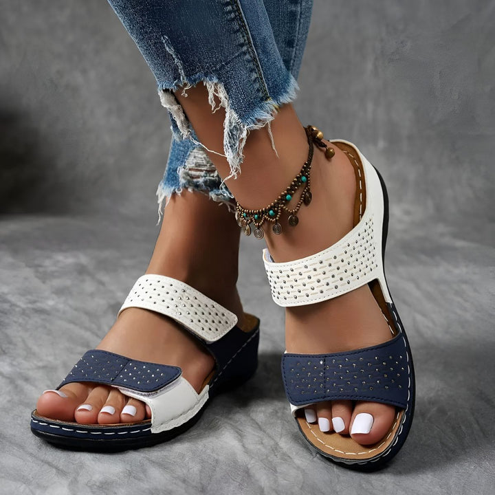 Lynn | Sandalen mit Perforiertem Design