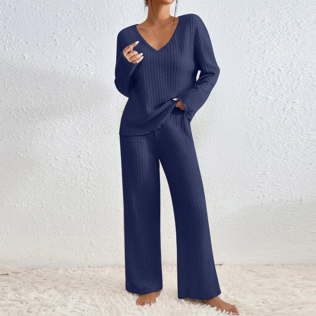 Vivienne | Zweiteiler mit Hose und V-Ausschnitt-Top