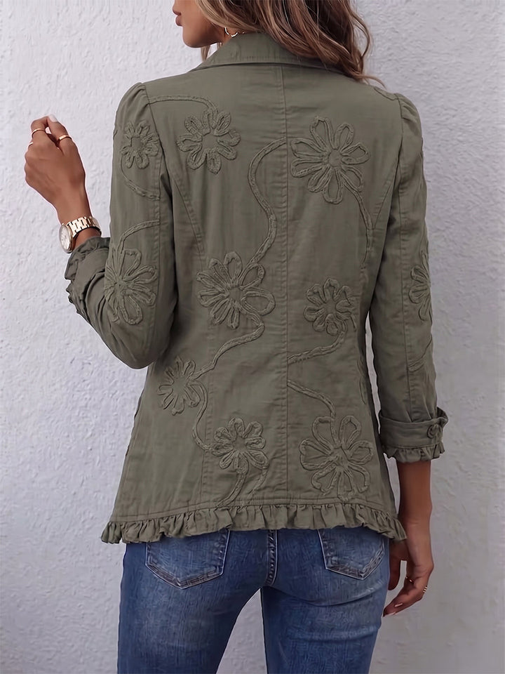 Mila - Bestickte Jacke mit Volants